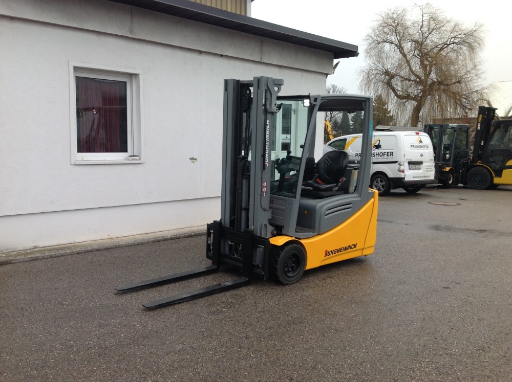 Jungheinrich-EFG 220-Elektro