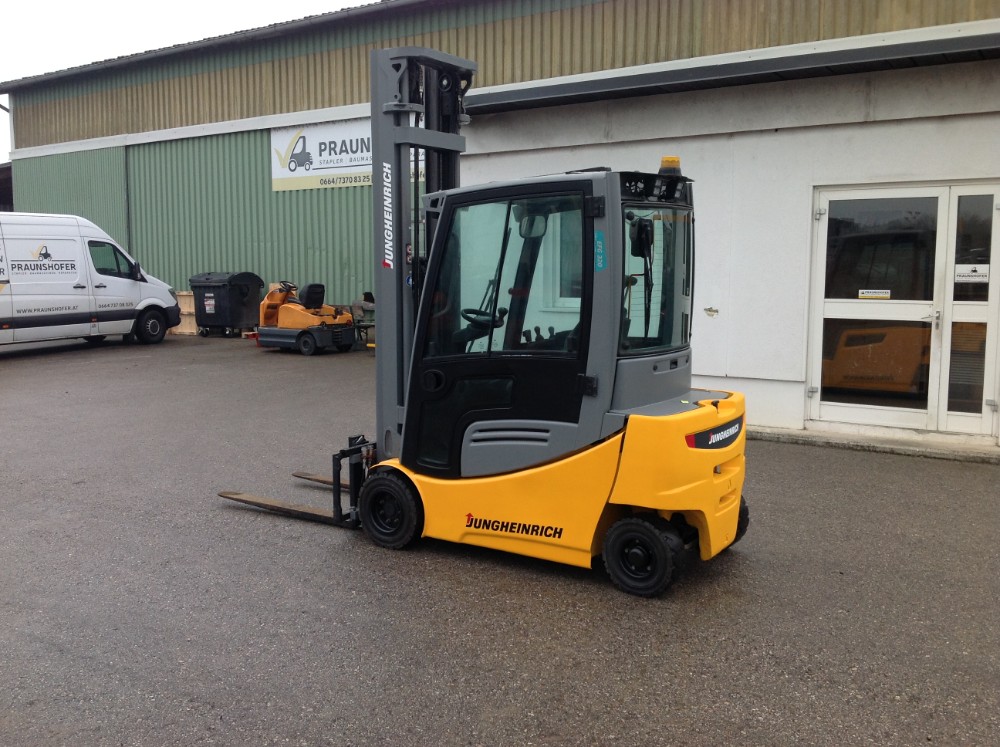 Jungheinrich-EFG 320-Elektro