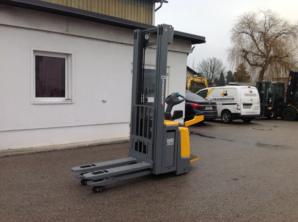 Jungheinrich-ERC 214z-Elektro